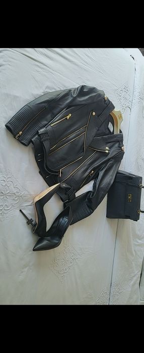 Geaca balmain masura 42 potrivita pt 38-40