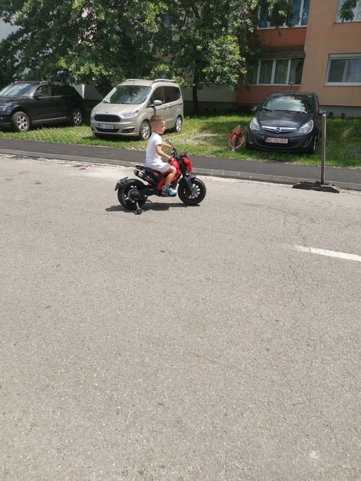 Motocicletă electrică copii