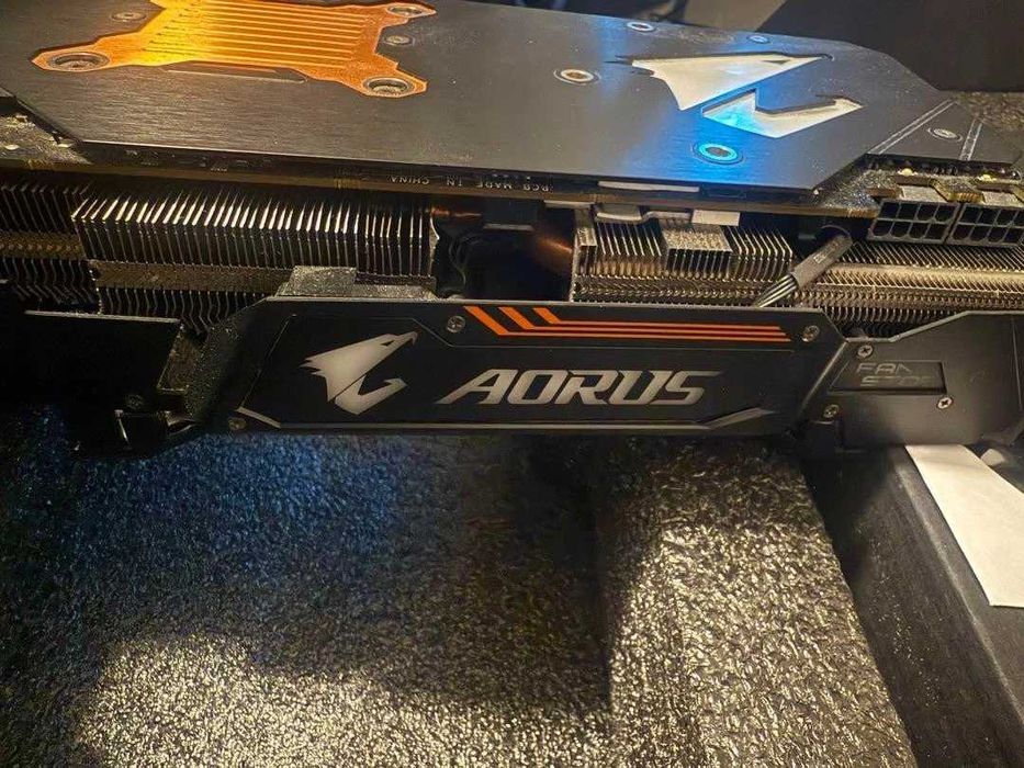 Placa video GTX 1080 Ti Aorus Xtreme Edition