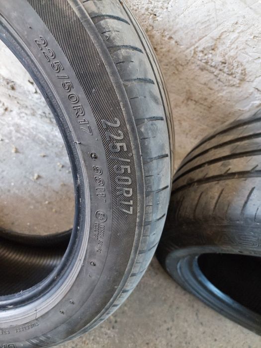 Продавам гуми 17