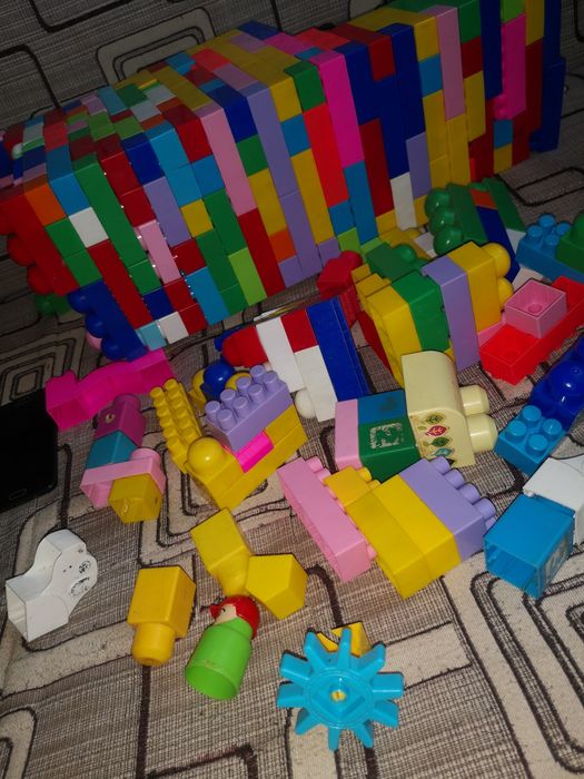 Мега конструктор лего крупный