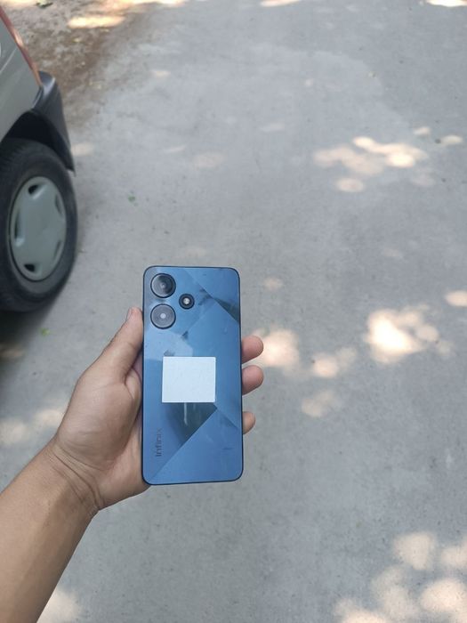 Infinix hot 30i 8/128