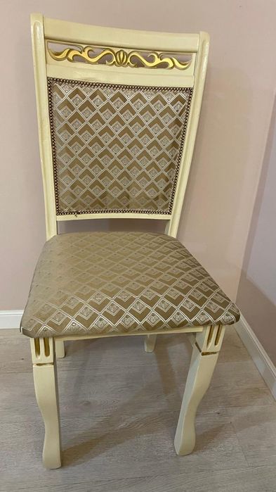 Стулья в отличном состоянии