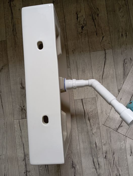 Раковина накладная