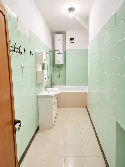 Дава се под наем  в Пловдив, Център - 20 кв.м за 200 € - Снимка #4