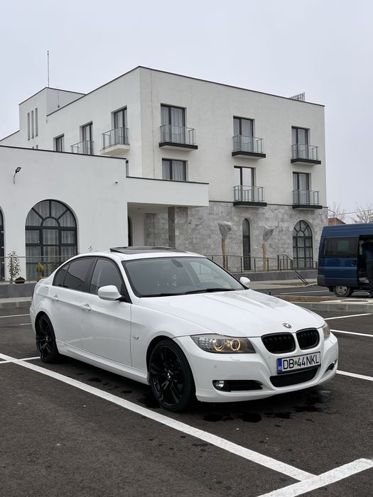BMW Seria 3 e90 318i