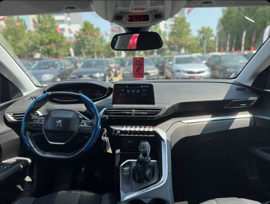 Peugeot 3008 2019 1.2 PureTech
