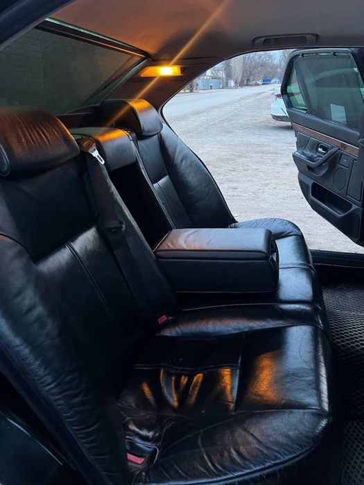 Продам Бмв е38 1995