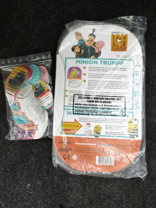 Album de colecție sigilat + cutie/set carduri lenticulare Minions / Despicable Me 3 (Ich - Einfach Unverbesserlich 3)