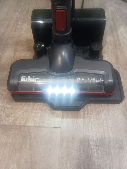 Вертикална прахосмукачка fakir starky hsa 800xl q