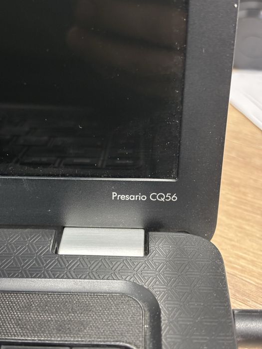 Продам рабочий ноутбук 10.000 окончательно