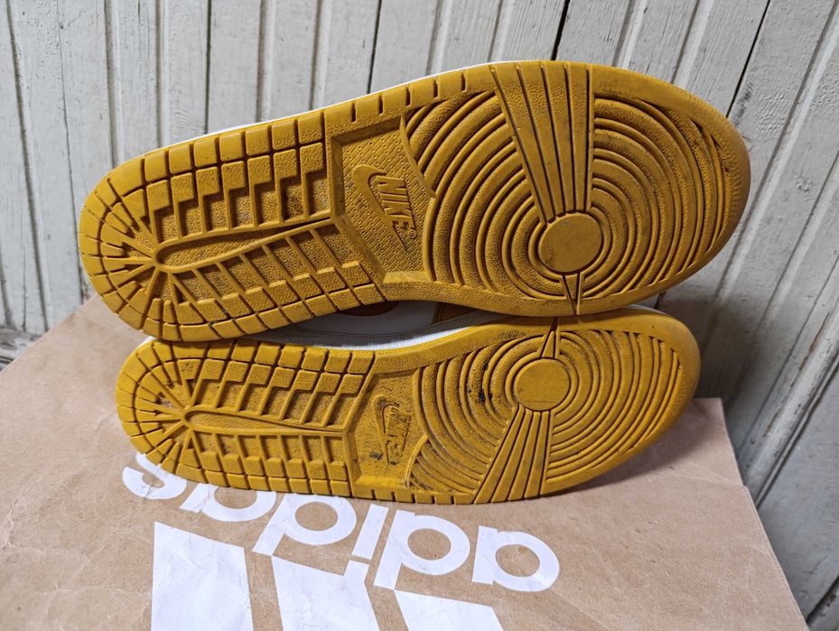 ''Nike Air Jordan 1 Retro Low Pollen''оригинални маратонки 43 номер