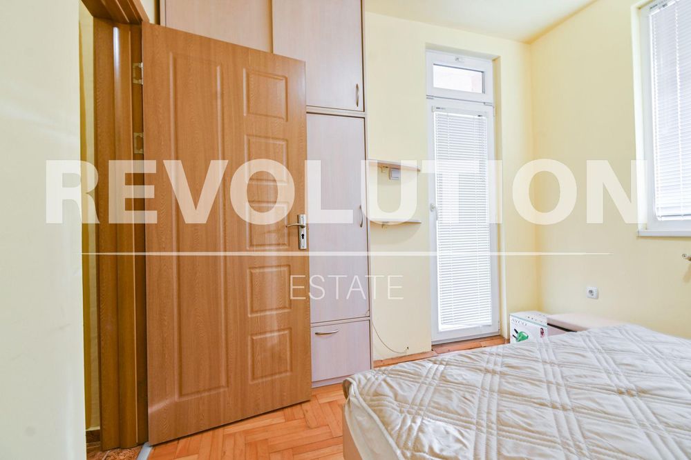 Двустаен апартамент в ж.к. Овча купел .