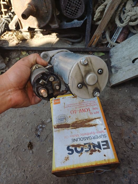 Стартер на ваз2114  почти новый