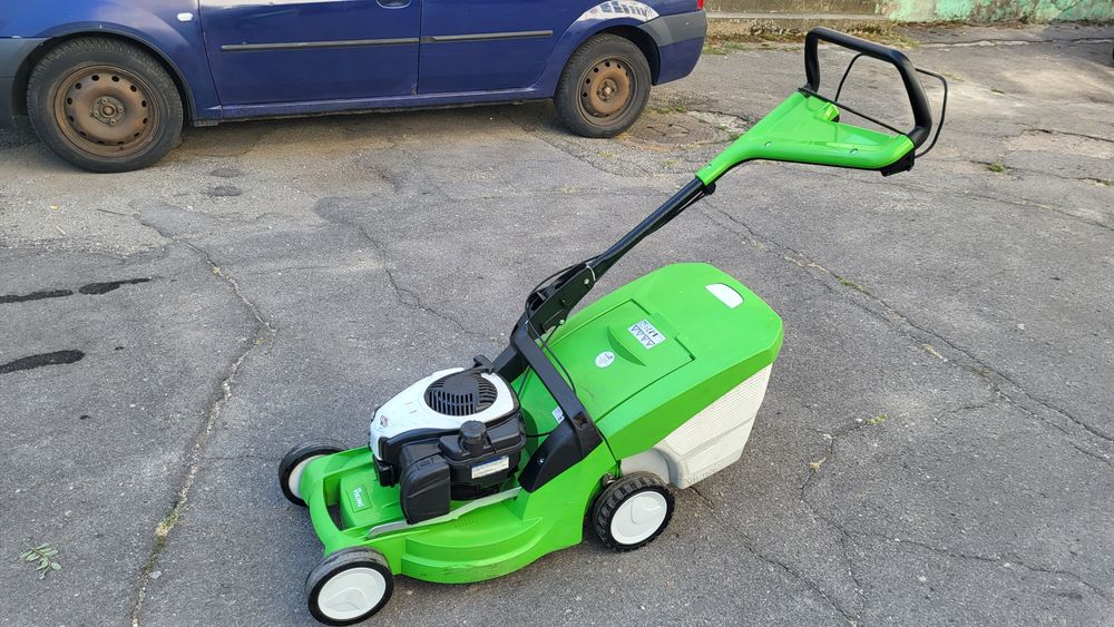 Masina tuns gazon, iarba Viking MB 448 TC, autopropulsie