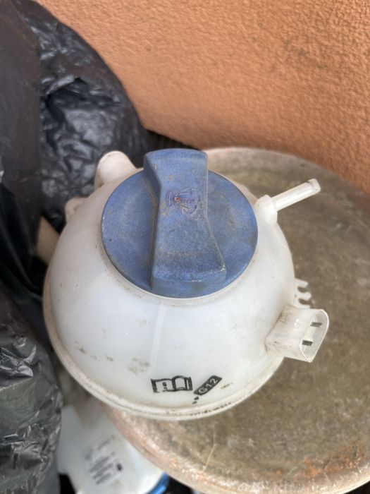 Казанче антифриз и чистачки голф 4