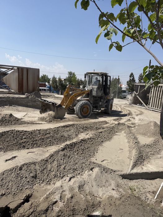 погрузчик сотилади