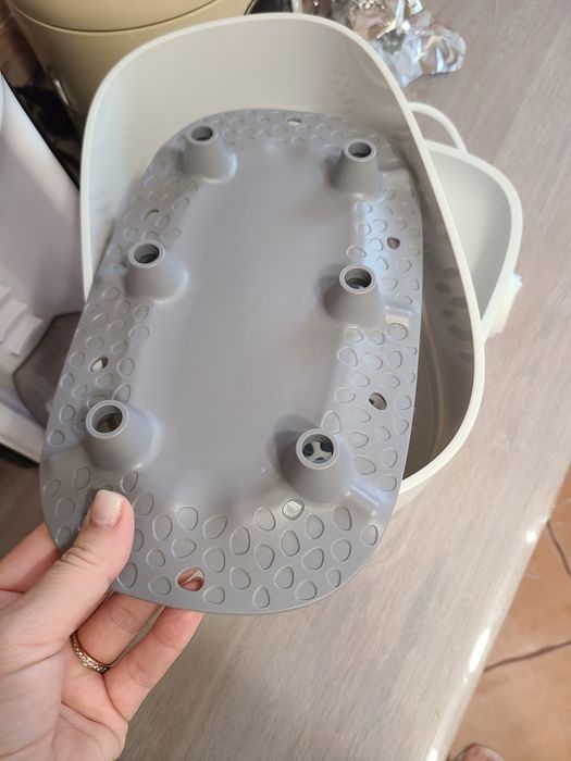 Vând sterilizator  aburi