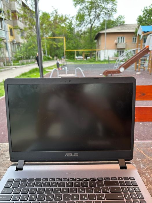 Продается ноутбук asus