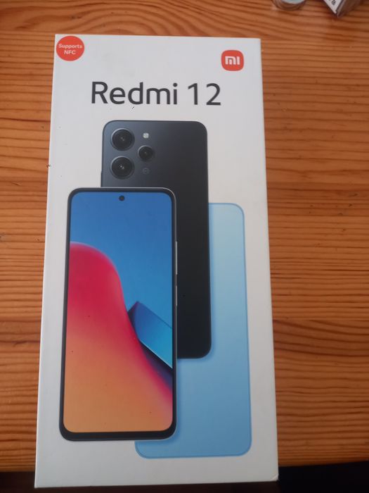 Продавам REDMI 12