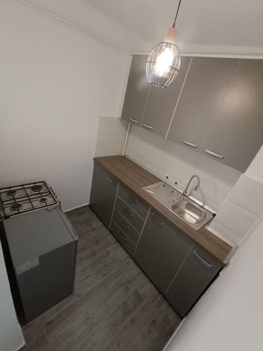 Apartament cu o camera/garsoniera de închiriat
