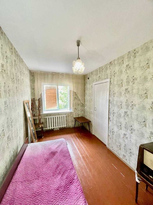 Продаётся 2 комн. квартира, район 3 школа