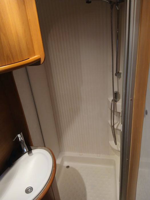 4/5 местна френска каравана Dethleffs Exclusiv 2006г.