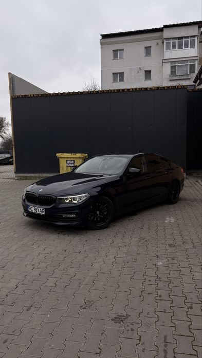 19.500 euro BMW Seria 5 G30 Luxury Line [Piele Coniac | Navigație Mare