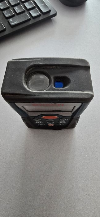 Telemetru Bosch cu raza laser DLE 50