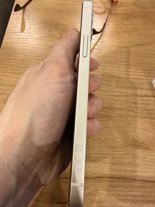 Iphone 12  White  64 GB и Iphone 13 Midnight 128 GB