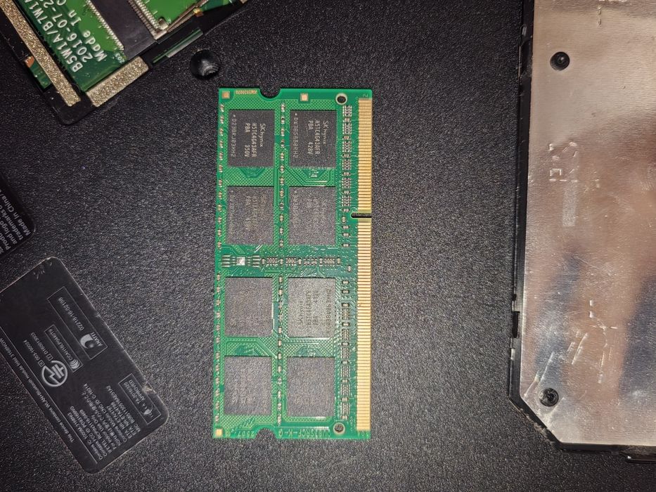 Оперативная память ddr3L 8gb