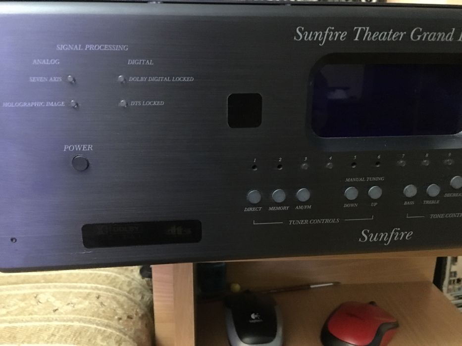 продам предварительный усилитель-процессор SUNFIRE THEATRE GRAND .