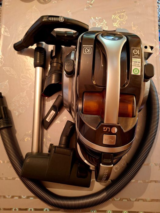 Пылесос LG компрессор 2000 ватт