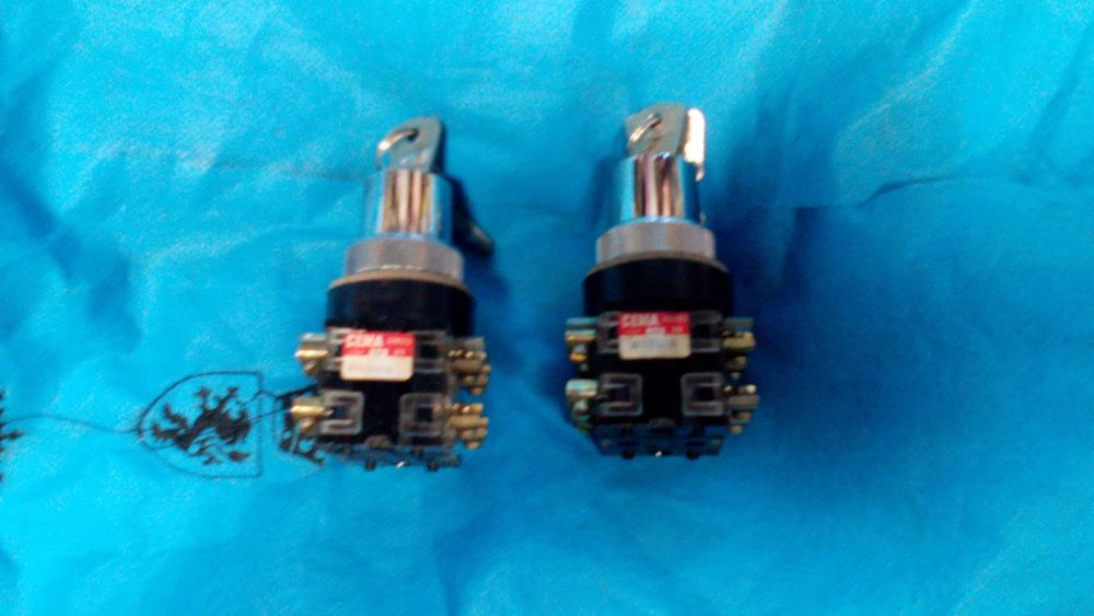 Времерелета TELEMECANIQUE,контакториTELEMECANIQUE,заключващи стопове