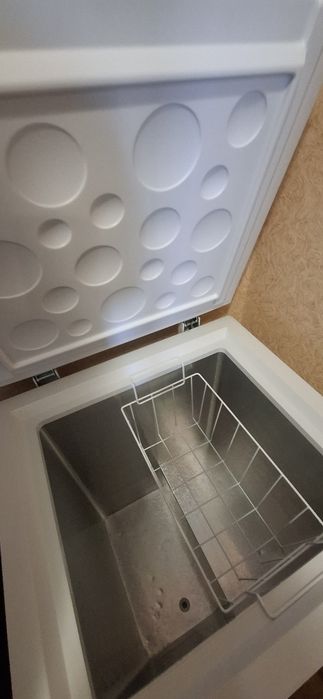 Продам морозильную камеру