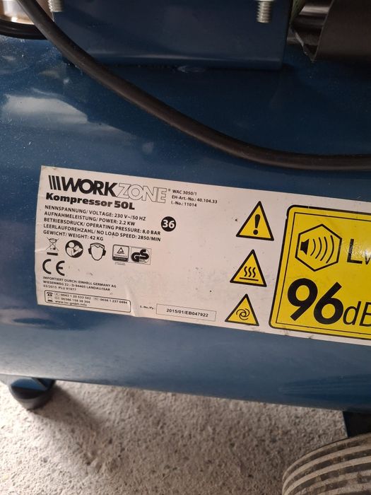 Vând compresor  workzone 50l in 2 cilindri