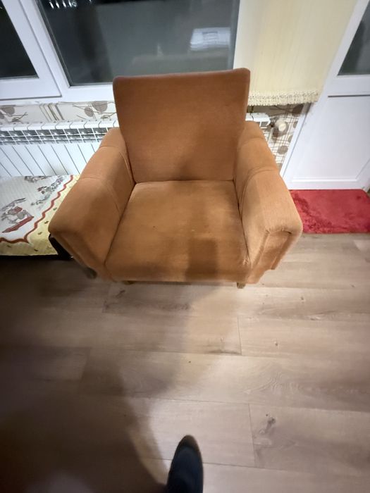 Подарявам стари мебели