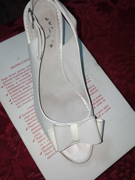 Rochie de mireasa masura 38