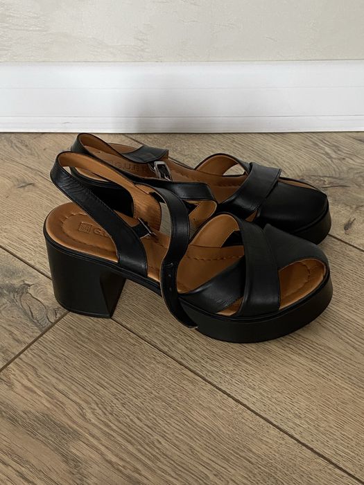 Босоножки, Турция