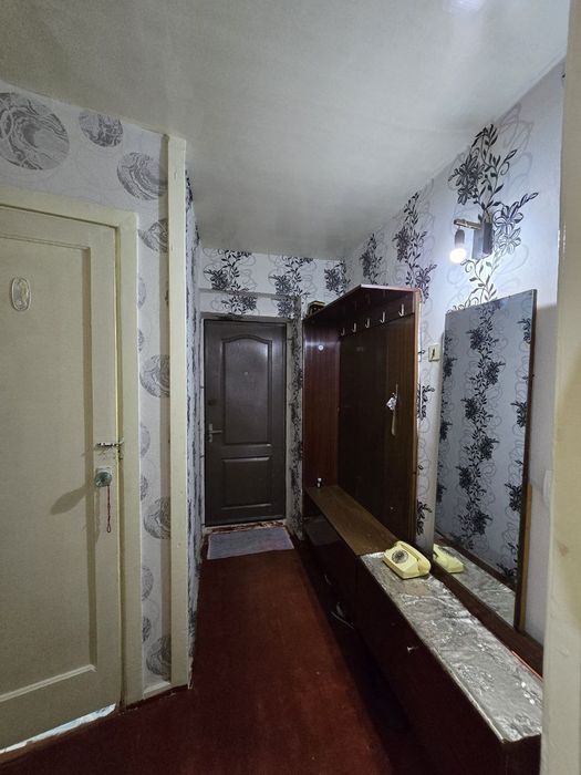 Срочно аренда Чиланзар 23кв 2/3/5 с мебелью техникой цена 350$ семейны