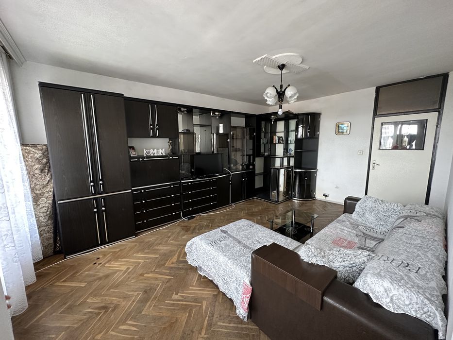 Продава се Четиристаен апартамент в Пазарджик, Моста на Лютата - 91 кв.м за 1017 €/кв.м - Снимка #1