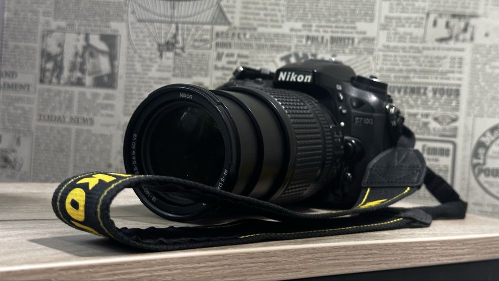 Полу проффесиональная камера Nikon D7100 с объективом 18-140mm 3,5-5,6