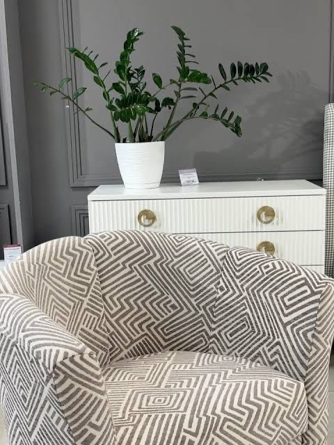 Продам кресло цветное