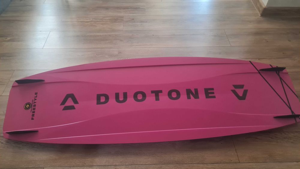 Duotone Team Series SLS 2026 нова - 650Е