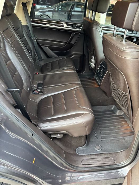 VW Touareg Dynaudio