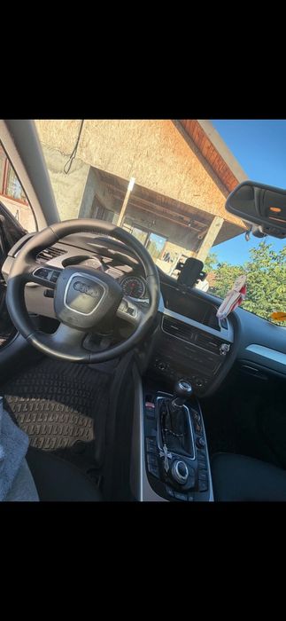 Vând Audi A4 B8 143cp
