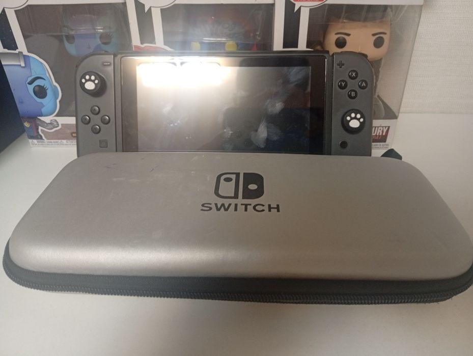 Нинтендо свитч со всеми принадлежностями
