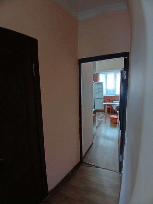 Продаю 4х комнатную квартиру, центр, Алайский рынок ! Ипотека есть.!