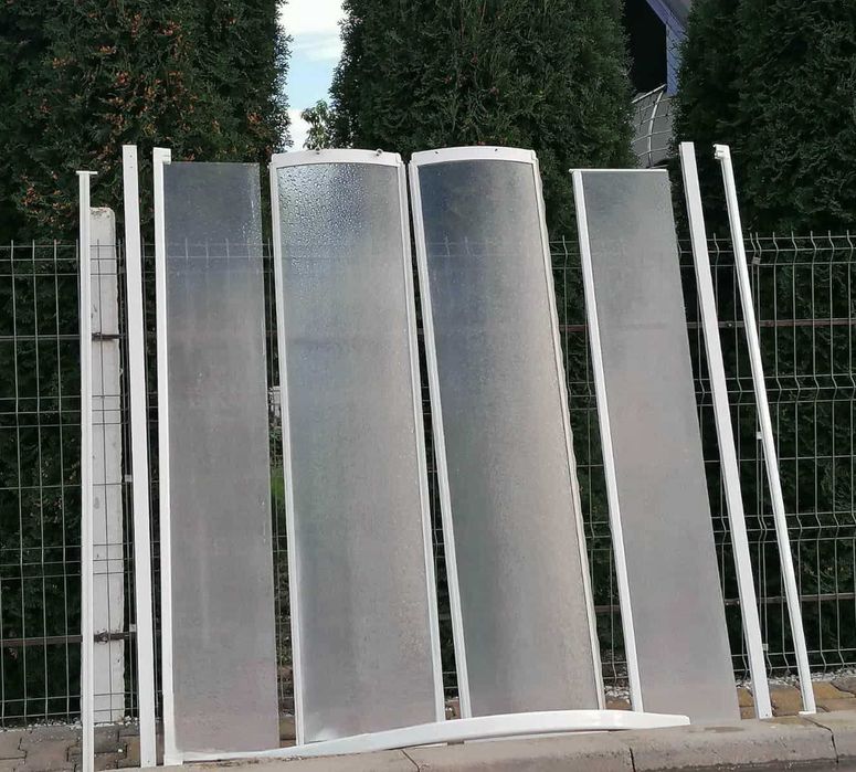 vand cabina de dus semirotunda