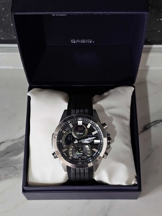 Часовник Casio Edifice